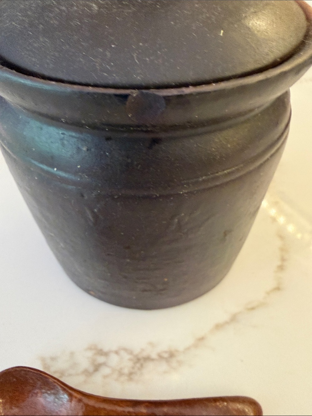 Vintage Brown Stoneware Lidded Mug with Spoon - Ceramic Tea/Coffee Cup - Picture 5 of 5